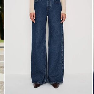 Reformation Cary low rise slight wide leg short jeans nwot